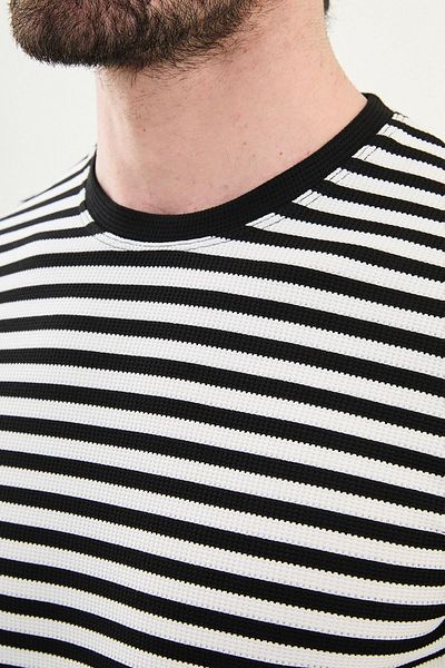 Mcr Striped Slim Fit Crew Neck Men's T-Shirt Black - 36848.25Y
