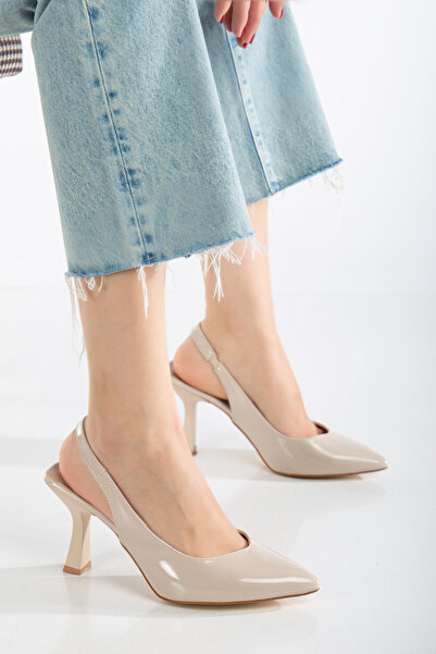 Savves Women's Beige Patent Leather Pointed Toe Open Back Heeled Shoes