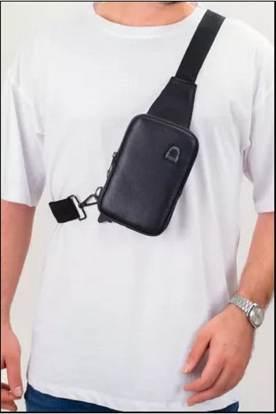 Newish Men's Genuine Leather Crossbody Shoulder Bag with Phone Compartment and Headphone Output Black (DAILY USEFUL)