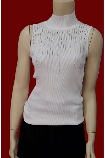 Bade BEYAZ YARIM BALIKÇI TAŞ İŞLEMELİ BLUZ