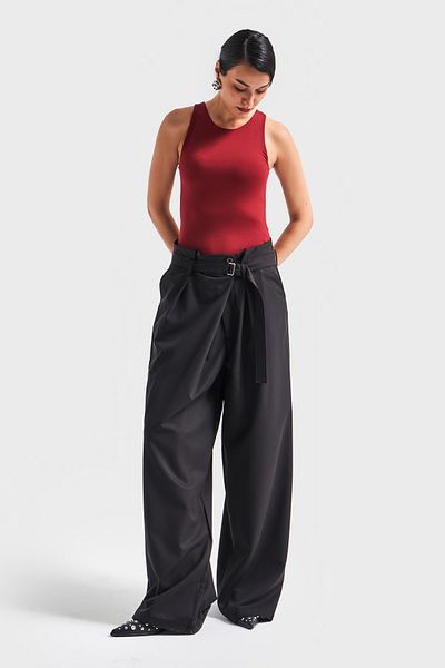 its basic Women's Black Color Belt Detailed Palazzo Fit Super Loose Palazzo Trousers