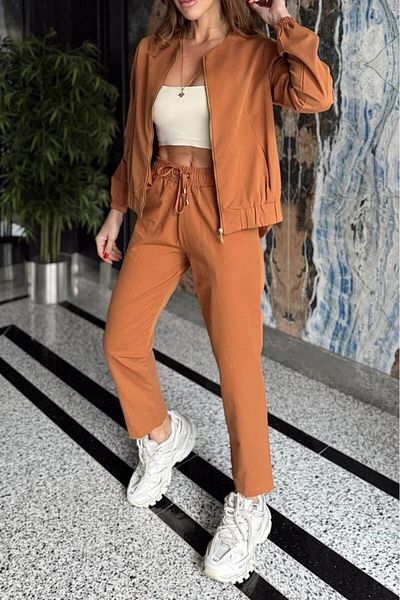 Suzi butik طقم جاكيت وبنطلون مطاطي بسحاب للنساء 4S331