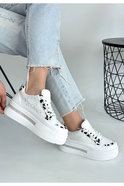 Erbilden Yorna White Skin Zebra Detailed Sports Shoes