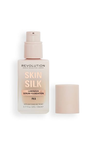 MAKEUP REVOLUTION Revolution Skin Silk Serum Foundation - F8.5