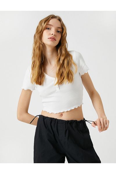 Koton Crop T-shirt με κοντό μανίκι, βαμβακερό κουμπάκι-up V-λαιμόκοψη