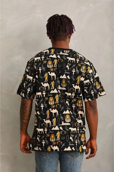 COTTONLAB Unisex Oversize εμπριμέ μπλουζάκι με λαιμόκοψη - Μαύρο