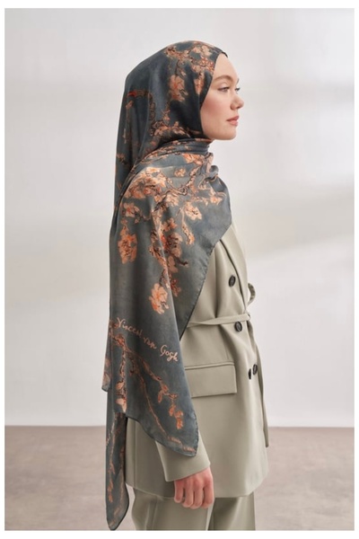 ARMANDA Voile silk shawl