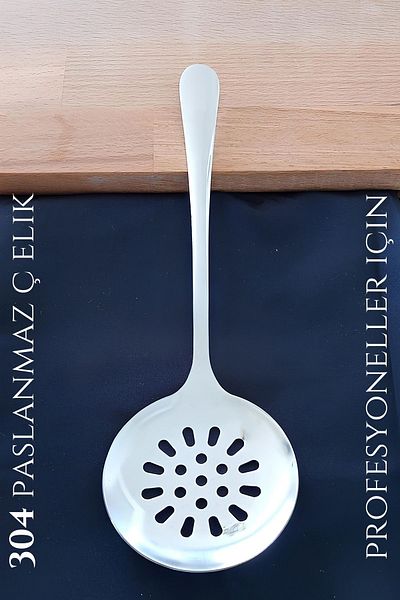 Transformacion Professional 304 Stainless Serving Colander 721544