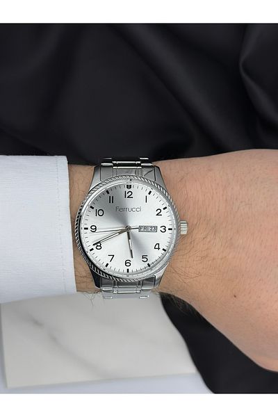 Ferrucci Silver Minimalist Design Ferrucci Steel Band Men's Wrist Watch