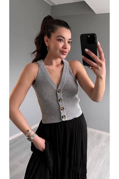 MODAGK Halter Neck Buttoned Knitwear Vest