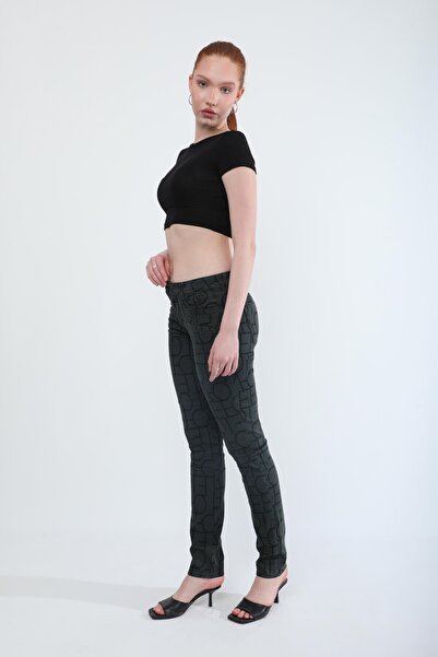 Bluewhite Women's Lycra Low Waist Skinny Fit Jean Trousers