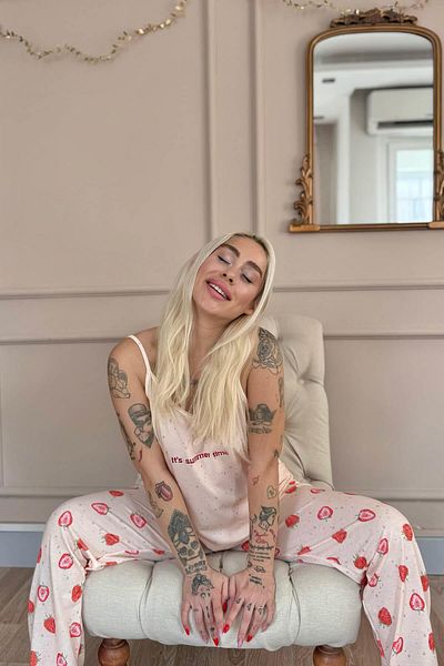 Pijamaevi Set de pijamale de damă tricotate cu curele de frânghie imprimate Summer Time bej