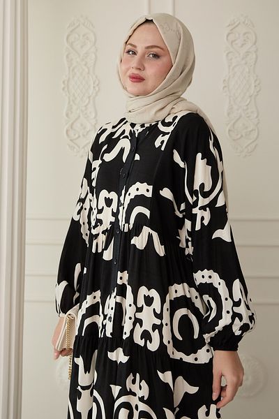 InStyle Rochie neagră cu model cu lanțuri mari
