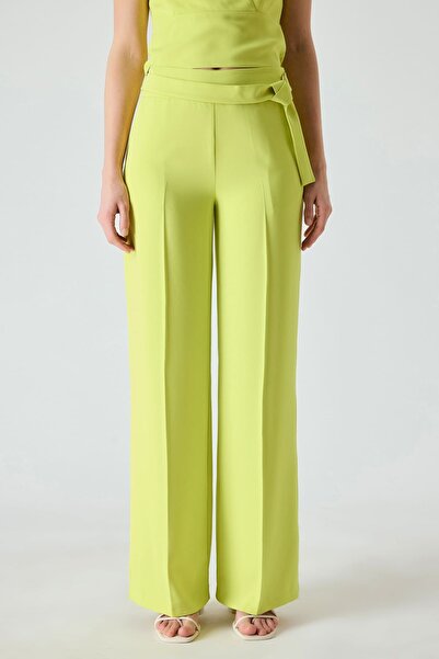 FEVER Gold toka detaylı dökümlü pantolon