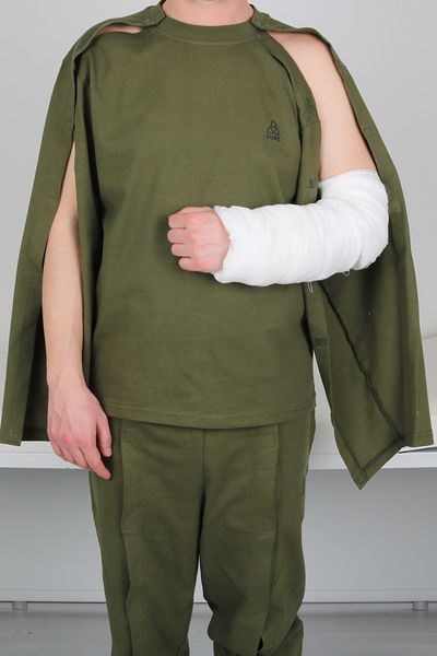CURE4U Cure Adaptive Long Sleeve Khaki Broken Arm - Orthopedics Treatment Apparel (S - Size)