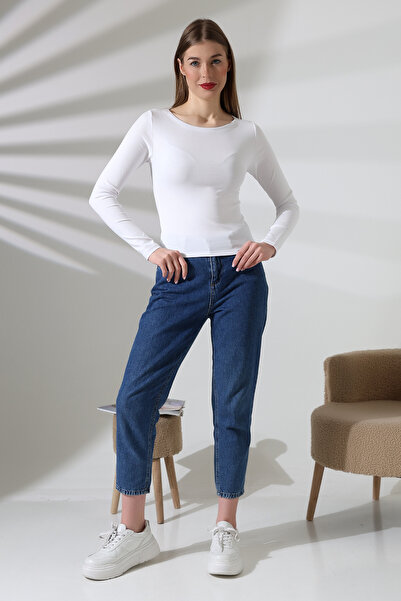 Endies Uzun Kollu Kayık Yaka Vücudu Saran Basic Kadın Body T-Shirt 21897 BEYAZ