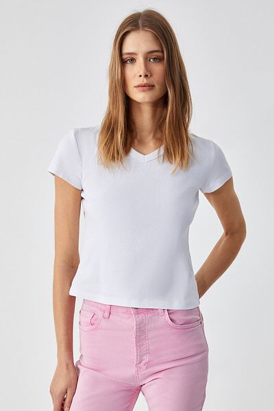 GRIMELANGE Masroutı Women's Slim Fit V-Neck Short Sleeve White T-Shirt
