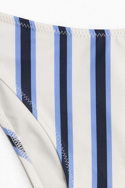 H&M بيكيني سفلي جريء