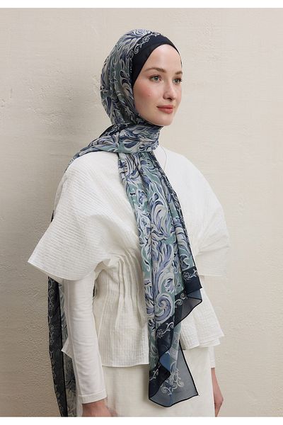 Fresh Laura Desen Drink Shawl and Mintaqta Crepe
