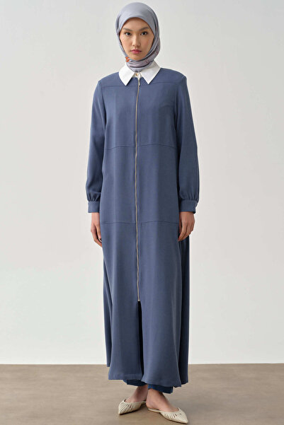 Tuğba Kesik Detaylı Fermuarlı Ferace - Mavi