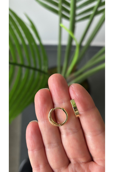 MODA KESİK ÇİZGİLİ GOLD RENK RODYUM KAPLAMA HALKA KÜPE