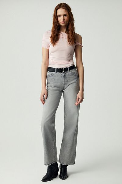 GRIMELANGE BURENTY Damen-Bluse mit asymmetrischem Ausschnitt, schmaler kurzer Ärmel, rosa