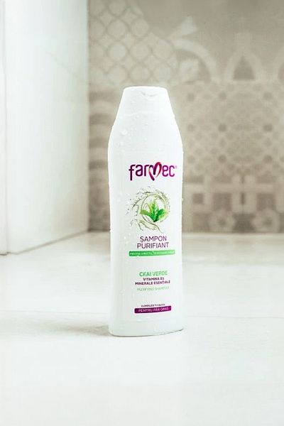 Farmec Sampon purificator cu ceai verde 400 ml
