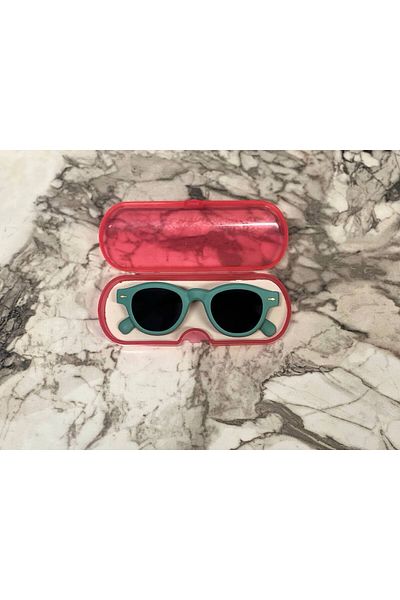 STAOOM UV 400 Protected Children's Glasses and Box