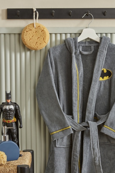 Karaca Home Batman Kapüşonlu Bornoz 4/6 Yaş