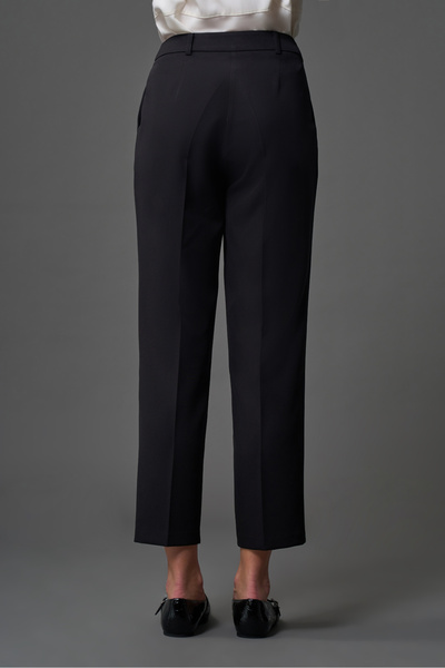 Mizalle Dar Paça Klasik Siyah Pantolon