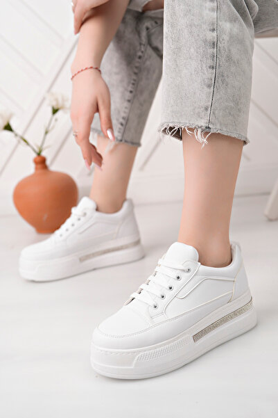 moda sara Beyaz Tabanı Taş Detaylı Kadın Spor  Ayakkabı