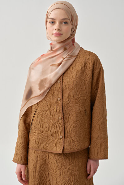 Tuğba Grogren Biyeli Kapitone Crop Ceket - Tarçın