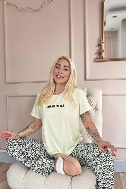 Pijamaevi Beige Urban Style Patterned Short Sleeve Knitted Women's Pajama Set