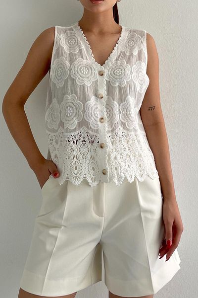 Suzi Women's White Flower Embroidered Lace Vest Standard Size M37286