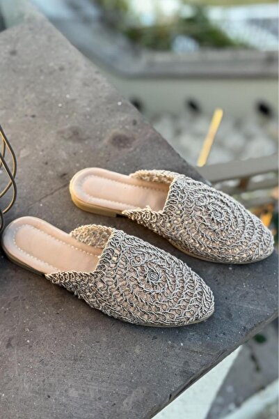 Melissa Boutique شبشب صيفي نسائي منسوج من قش المنك ونعل مسطح