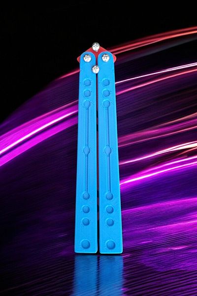 Vaiflagy Store Butterfly Training Practice Knife – Plastic Butterfly Knife (Blue and Red)