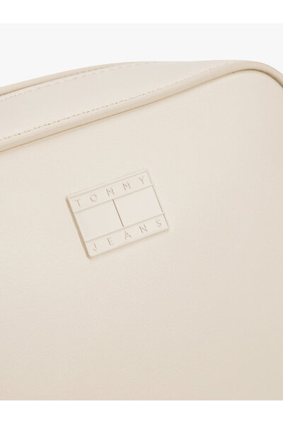 Tommy Hilfiger TJW ESS MUST CAMERA BAG Női Crossbody táska AW0AW16964ACG