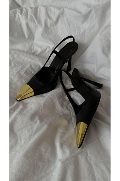 Eataly Shoes Vârf ascuțit Auriu detaliu la cataramă pantofi cu toc Negru