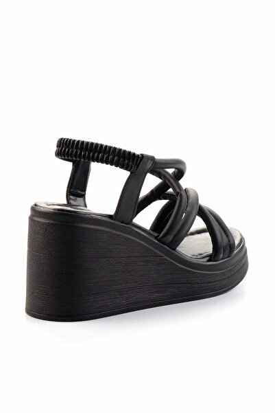 Bambi Women's Black Sandals K05823023709