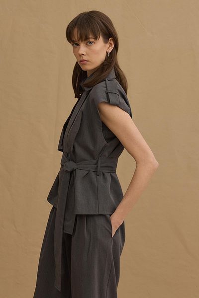Fahhar Anthracite Crop Vest
