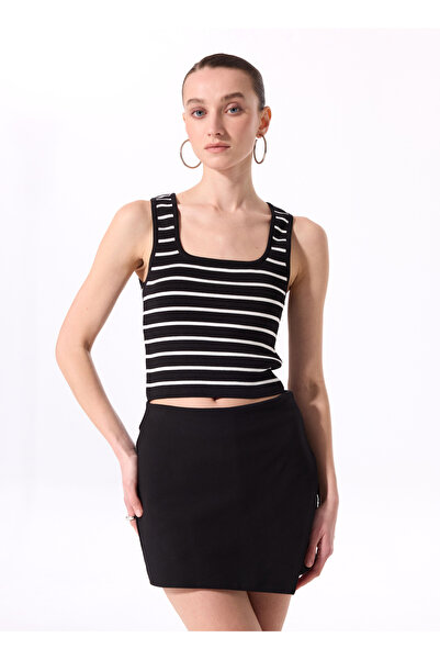 Fabrika Kare Yaka Çizgili Siyah - Ekru Kadın Atlet F5SL-TST0107