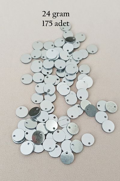 Sarı Kervan Oya Evening Dress Bracelet Necklace Plexi Metallic Plastic Sequins Silver Color 24 Grams 255 Pieces - Bnc583