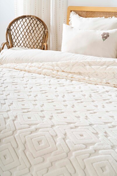 Rivaİstanbul Antony Jacquard Raschel Nordic Double Punch Bedspread