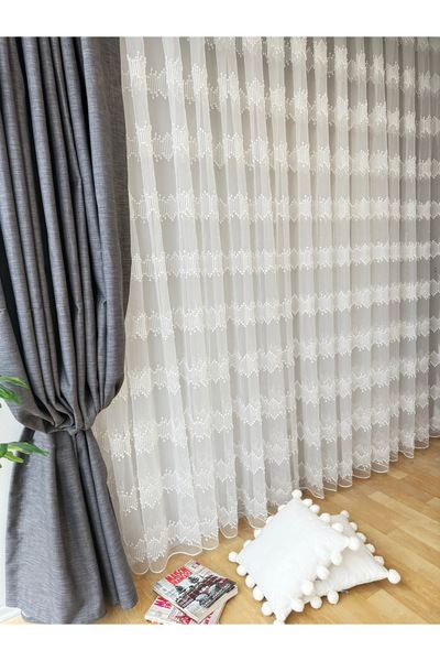 Carrera Ponponlu Ithal Iplikli Şık Tül Perde (1/3 BORU PİLE)