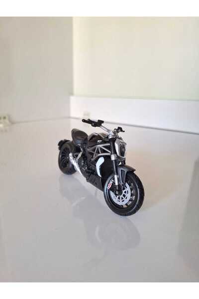 HOT WHEELS Ducati XDiavels 1/18 Ölçek Motorsiklet