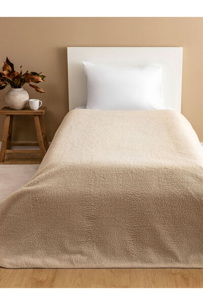 LC Waikiki Single Plush Blanket for Style Enthusiasts from Uzg Store