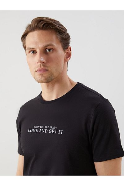LC Waikiki New Season Crew Neck Κοντό μανίκι εμπριμέ χτενισμένο βαμβακερό ανδρικό Tisort - S5J830Z8