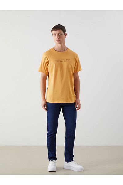 LC Waikiki New Season Crew Neck εμπριμέ χτενισμένο βαμβακερό ανδρικό Tisort - S5II66Z8