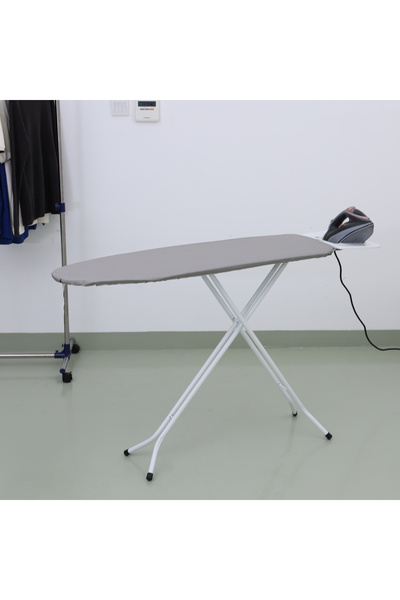 ROYALFORD لوح الكي الكلاسيكي RF10089 مع ارتفاع قابل للتعديل