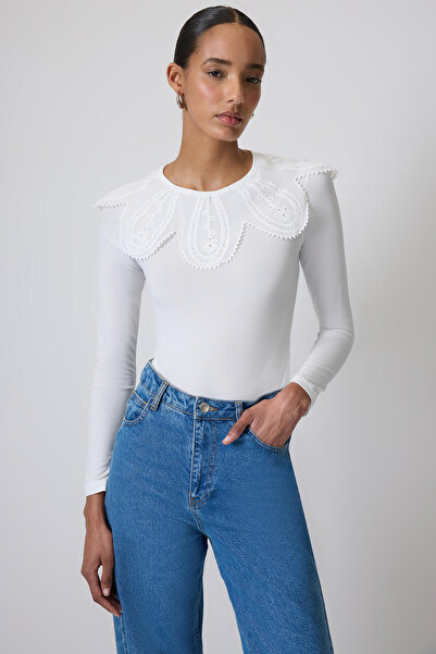 Touché Privé الجسم ذو الياقة الدانتيل